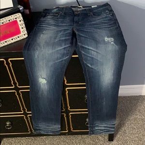 Big Star Maddie Straight Curvy Mid Rise